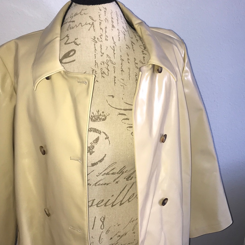 SOLD-New Camel Coat - Picture 5 of 8